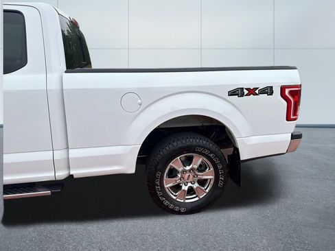 Used 2016 Ford F150 XLT w/ Equipment Group 302A Luxury AWD/4WD image 35