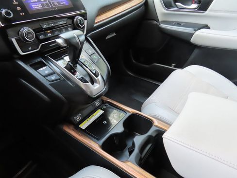 Used 2022 Honda CR-V Touring image 23