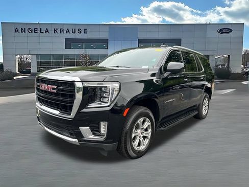 Used 2023 GMC Yukon SLE RWD image 3