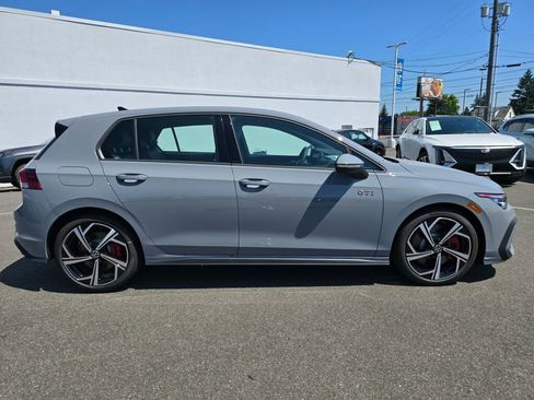 New 2025 Volkswagen GTI SE image 3