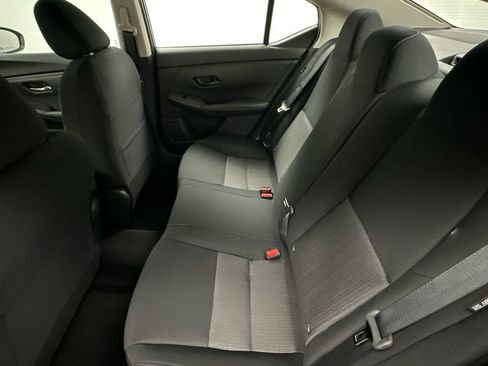 Used 2024 Nissan Sentra SV FWD image 10