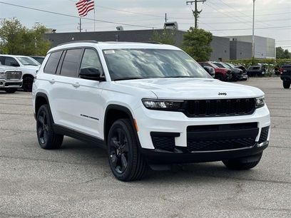 New 2025 Jeep Grand Cherokee L Altitude