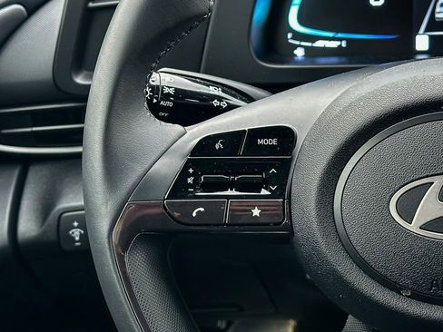 Used 2025 Hyundai Elantra Sport w/ Cargo Package image 22