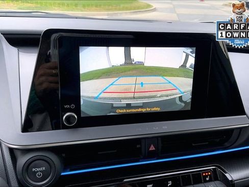 Used 2025 Toyota Prius image 19