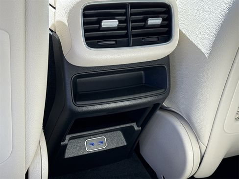 New 2026 Mercedes-Benz GLE 350 4MATIC image 13