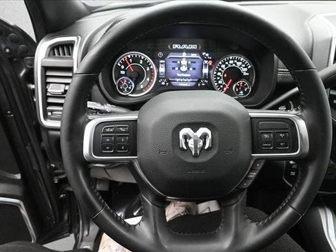 Used 2022 RAM 2500 Laramie w/ Night Edition AWD/4WD image 17
