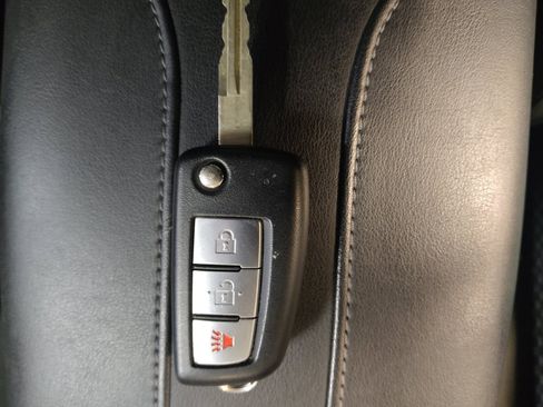 Used 2022 Nissan Rogue Sport S AWD/4WD image 32