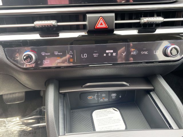 New 2027 Kia Sportage EX FWD image 16
