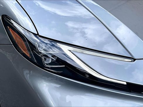 Used 2026 Toyota Camry XLE FWD image 28