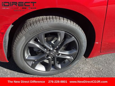 New 2026 Chrysler Pacifica Select image 10