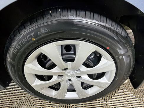 Used 2025 Toyota Corolla LE image 19