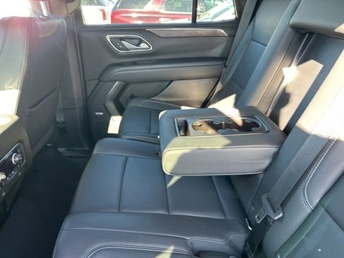 Used 2022 Chevrolet Tahoe Z71 w/ Luxury Package image 27
