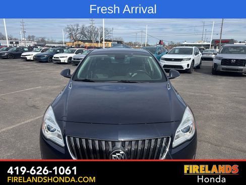 Used 2015 Buick Regal image 10