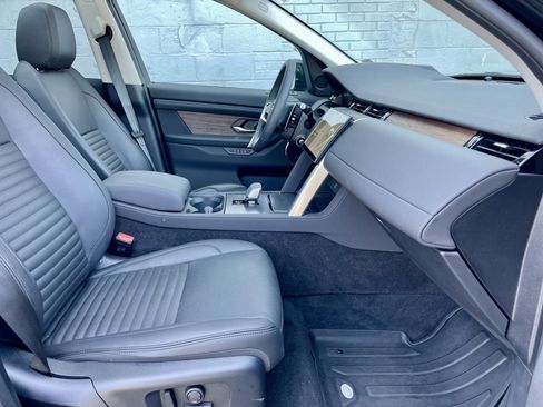 Used 2025 Land Rover Discovery Sport S AWD/4WD image 15