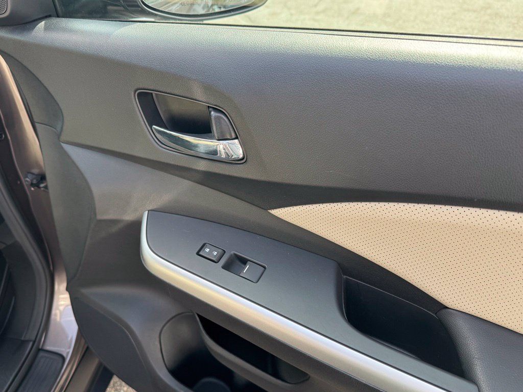 Used 2016 Honda CR-V EX-L image 30