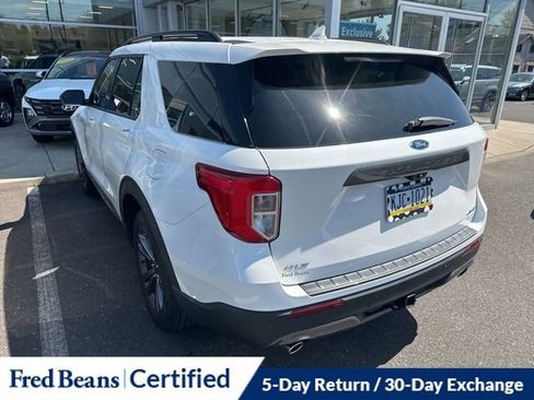 Used 2023 Ford Explorer XLT w/ Equipment Group 202A AWD/4WD image 7
