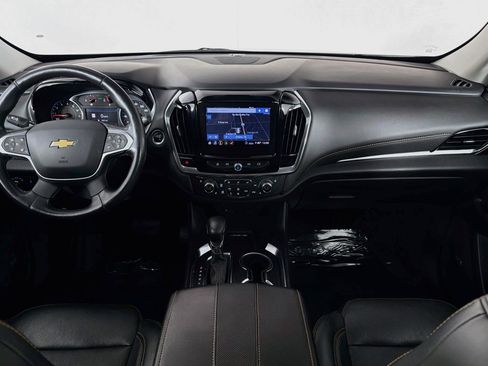 Used 2021 Chevrolet Traverse Premier w/ Redline Edition FWD image 4
