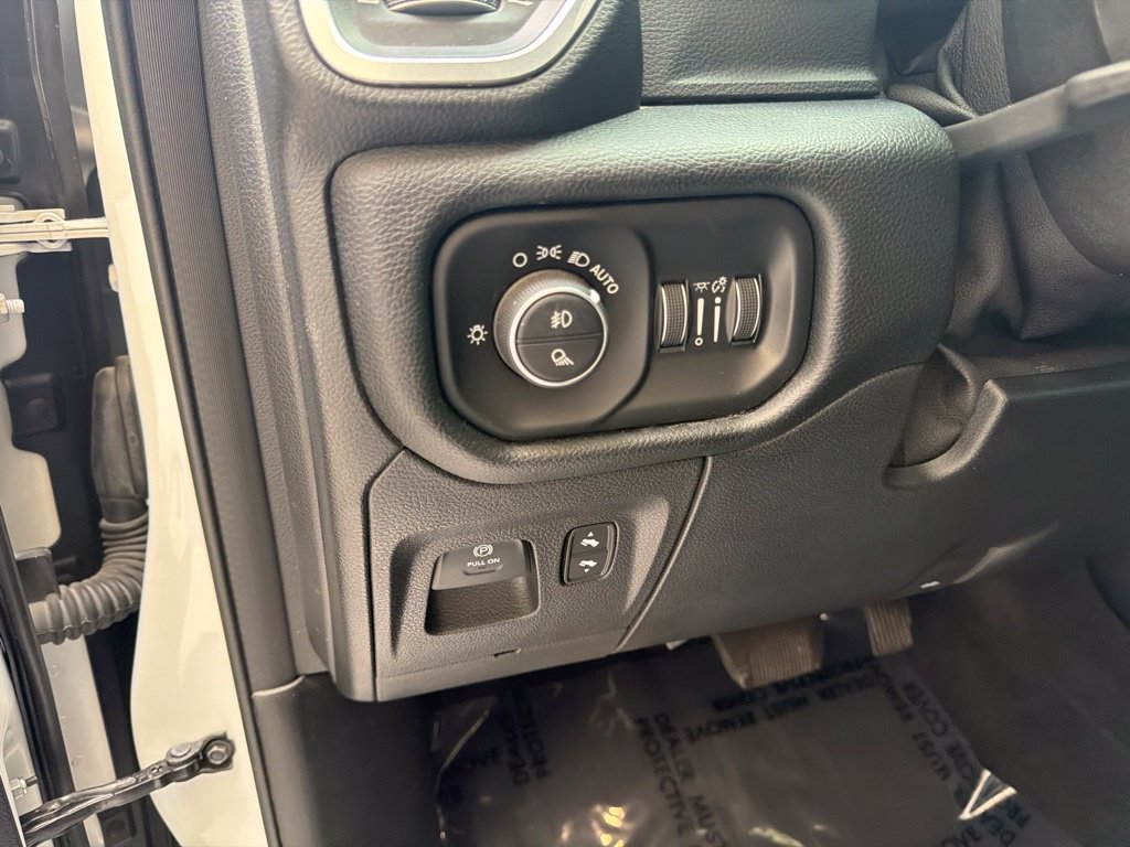 Used 2021 RAM 1500 Laramie RWD image 48