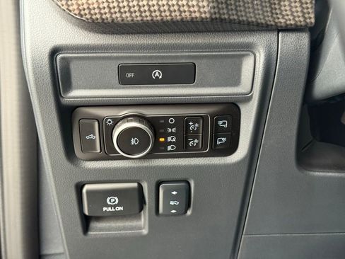 New 2025 Ford F150 Lariat w/ Equipment Group 502A High image 32