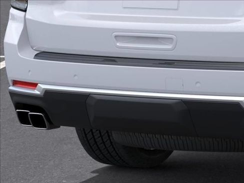 New 2026 Chevrolet Suburban High Country AWD/4WD image 14