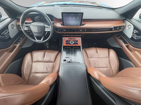 Certified 2021 Lincoln Aviator Reserve w/ Equipment Group 202A image 10