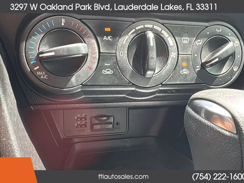 Used 2016 MAZDA MAZDA3 i Sport image 63