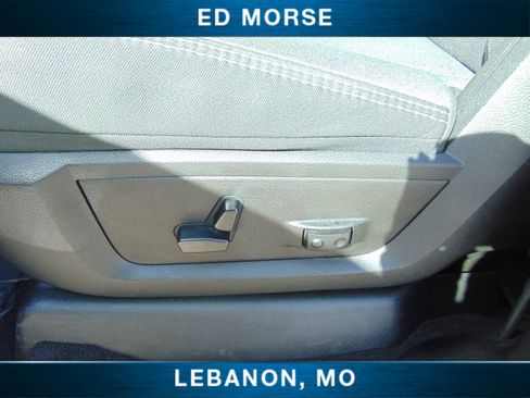 Used 2024 RAM 2500 Big Horn w/ Sport Appearance Package AWD/4WD image 21