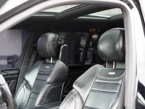 Used 2014 Mercedes-Benz GL 63 AMG 4MATIC image 17