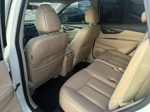 Used 2016 Nissan Rogue SL w/ SL Premium Package FWD image 22