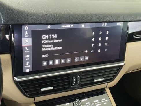 Used 2019 Porsche Cayenne AWD/4WD image 21