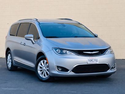 Used 2020 Chrysler Pacifica Touring-L