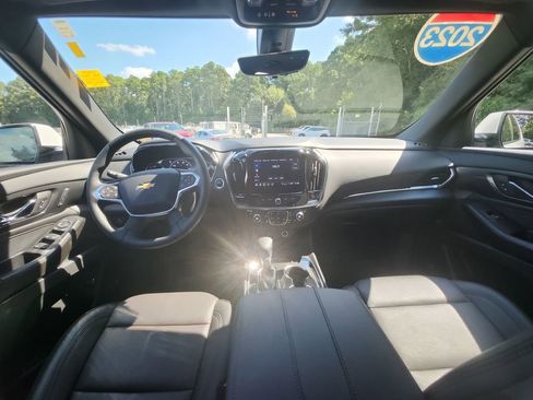 Certified 2023 Chevrolet Traverse High Country image 11