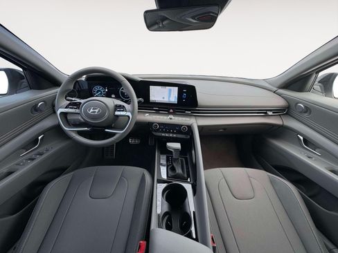 New 2026 Hyundai Elantra SEL FWD image 13
