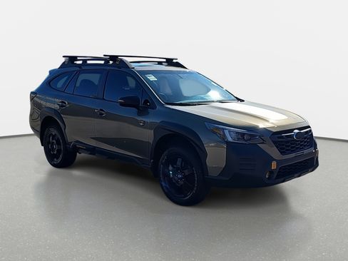 Used 2022 Subaru Outback Wilderness image 3