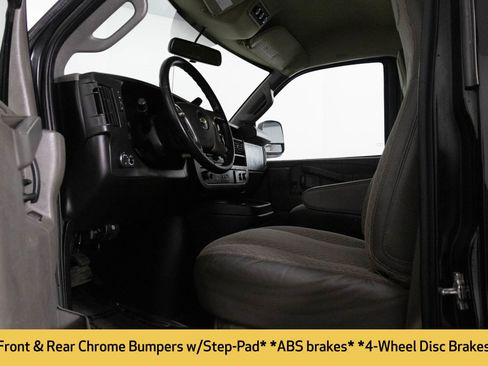 Used 2018 Chevrolet Express 3500 LT w/ LT Preferred Equipment Group image 18