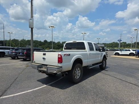 Used 2013 Ford F250 Lariat w/ Chrome Pkg AWD/4WD image 3