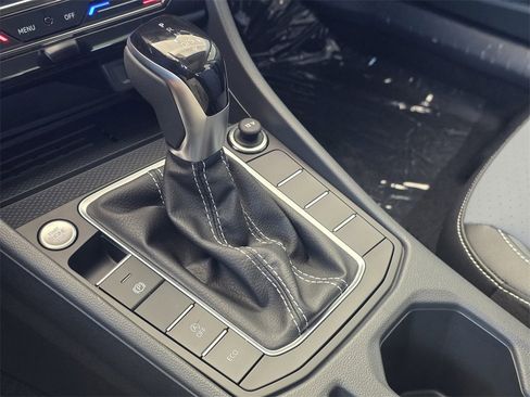 New 2026 Volkswagen Jetta SE image 15