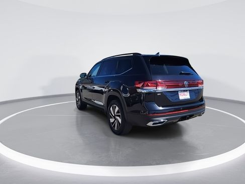 Used 2024 Volkswagen Atlas SE image 6