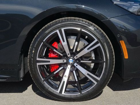 New 2026 BMW 530i xDrive w/ Executive Package image 9