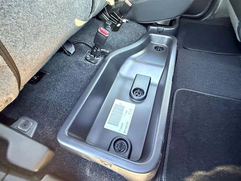 Used 2026 Nissan Frontier PRO-4X w/ Pro-4x Convenience Package image 27