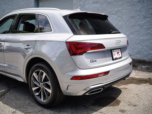 Used 2023 Audi Q5 2.0T Premium Plus w/ Premium Plus Package AWD/4WD image 12
