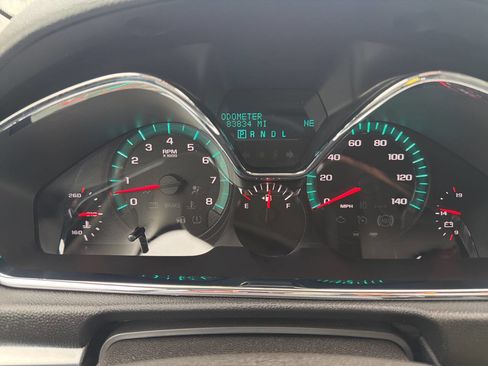 Used 2017 Chevrolet Traverse LT FWD image 9