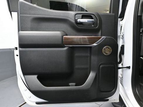 Used 2021 Chevrolet Silverado 1500 RST image 37