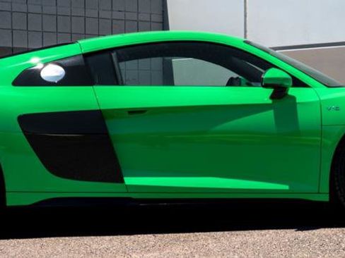 Used 2022 Audi R8 V10 performance image 3