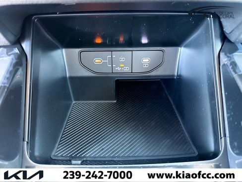 New 2026 Kia Sorento LX FWD image 29