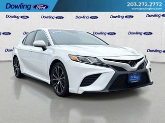 Used 2019 Toyota Camry SE FWD video 1