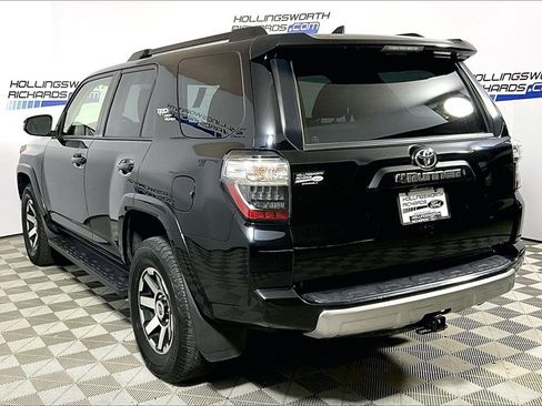 Used 2024 Toyota 4Runner TRD Off-Road Premium image 8