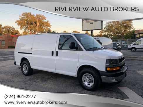 Used 2020 Chevrolet Express 2500 w/ Driver Convenience Package image 1