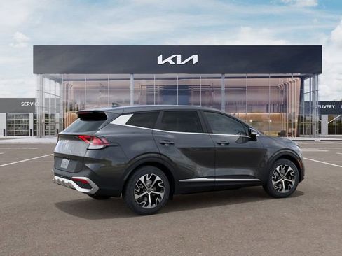 Used 2025 Kia Sportage EX FWD image 6
