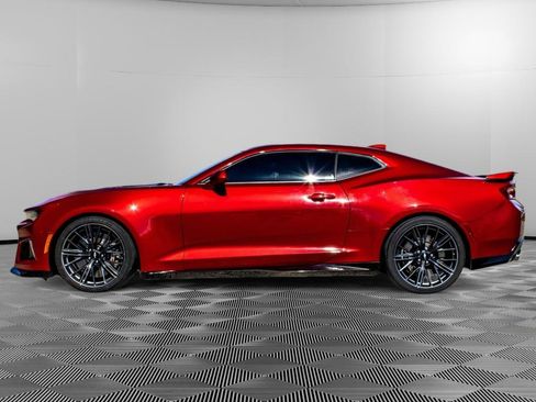 Used 2017 Chevrolet Camaro ZL1 RWD image 4
